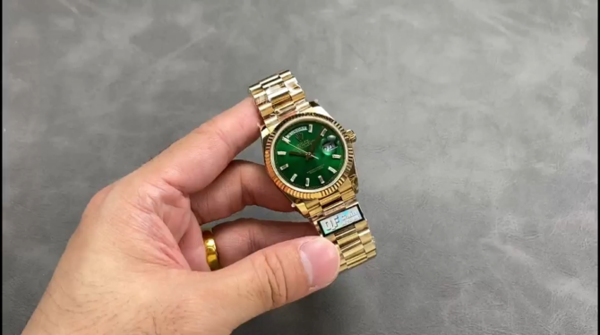 Replica Rolex Day Date 36 Yellow Gold Automatic Green Diamond Dial M128238 0130