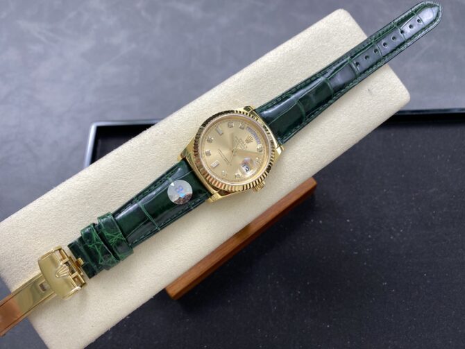 Replica Rolex Day Date 36 Yellow Gold Champagne Dial 118138 0148 Green Leather Strap