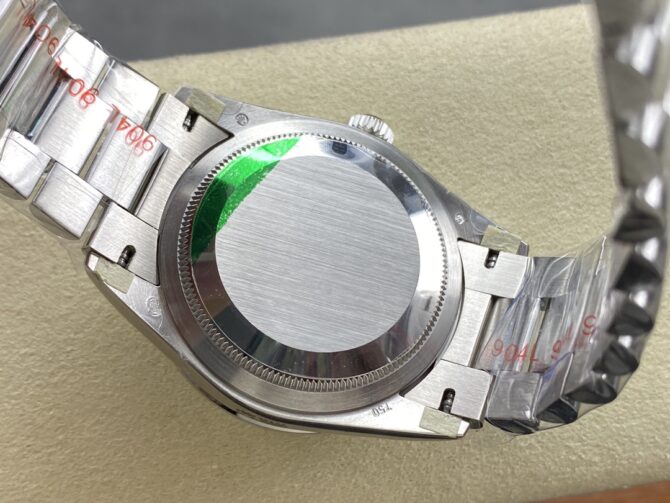 Replica Rolex Day Date 36 MOP Dial Diamond Bezel Platinum m128396tbr 0022