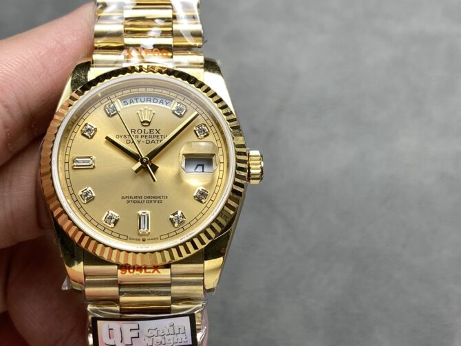 Replica Rolex Day-Date 128238 0008 Fluted Bezel Champagne Diamond Dial 36MM Unisex Watch