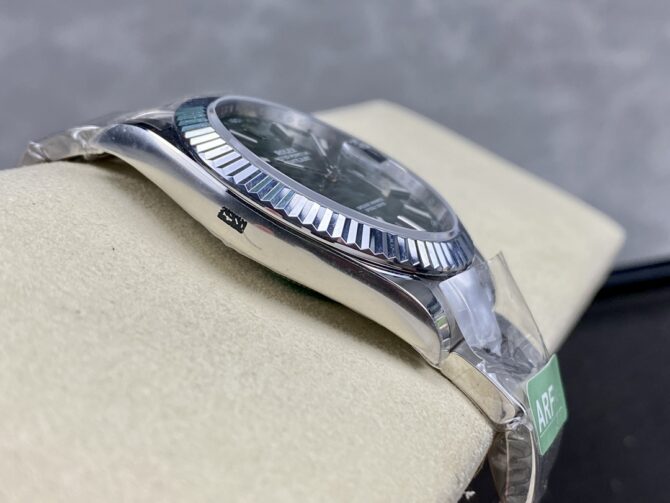 Rolex Datejust 126334 0029 Fluted Bezel Green Motif Dial 41MM Mens Replica Watch