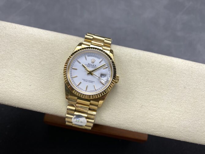 Replica Rolex Day-Date 128239 Blue Ombre Diamond Dial 36MM Unisex Watch
