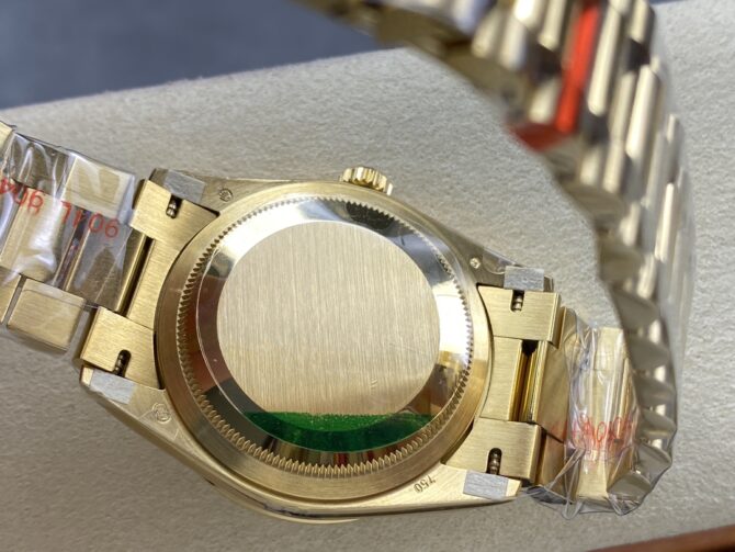 Replica Rolex Day Date 36 Yellow Gold Champagne Dial Diamond Bezel m128348rbr 0026