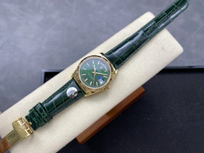 Replica Rolex Day Date 36 Green Dial Solid 18k Yellow Gold 118138 0003