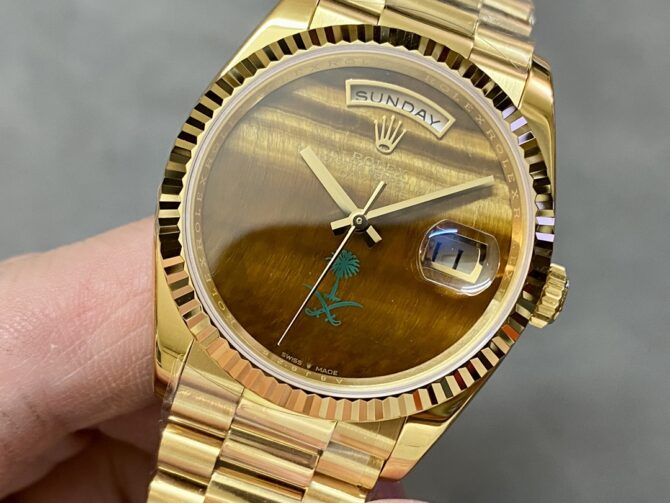 Replica Rolex Day Date Sapphire Mirror Watch with 36mm Diameter Tiger's Eye Dial President