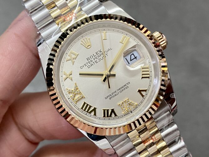 Rolex Datejust 36MM 126233 0031 Silver Roman Numeral Dial Fluted Bezel Unisex Replica Watch