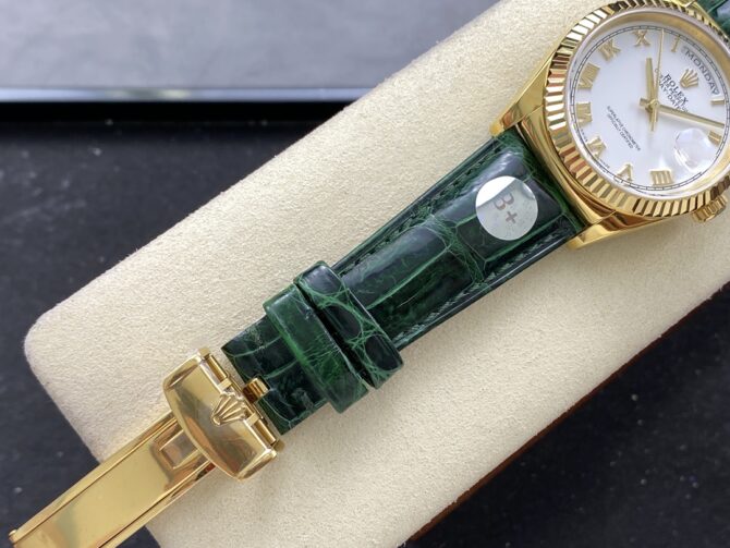 Replica Rolex Day Date 36 White Dial Solid 18k Yellow Gold 118138 Roman